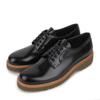 PRADA 型号：3E5879 P39 F0695