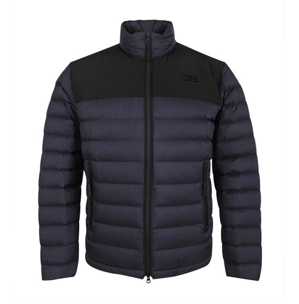 BURBERRY 型号：8034318