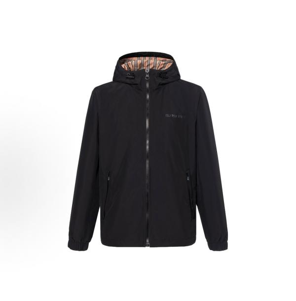 BURBERRY 型号：8121520  